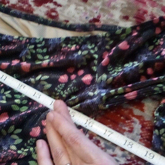 Romantic Gypsy Boho Floral Bell Sleeve Top & Green Velvet Skirt - Picture 10 of 13